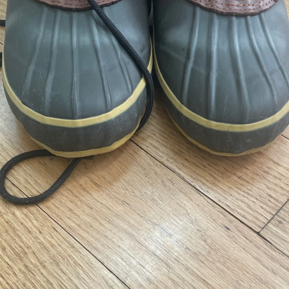 3M Thinsulate Brown and Black Insulated Boots Mens Size 7 UNISEX